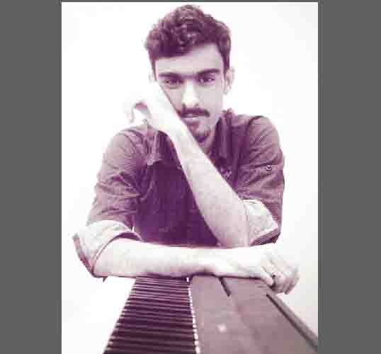 در مصاحبه با دلزار عابدی هنرمندی سقزی:  موسیقی در روح و فکر من است