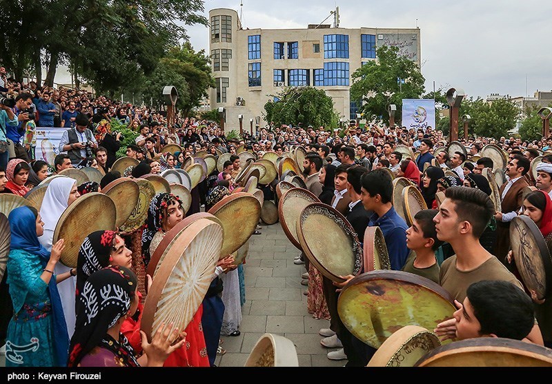 آغاز دهمین جشنواره بین‌المللی دف نوای رحمت/”مشاهیر، موسیقی و فرهنگ” جزو سرمایه‌های کردستان است