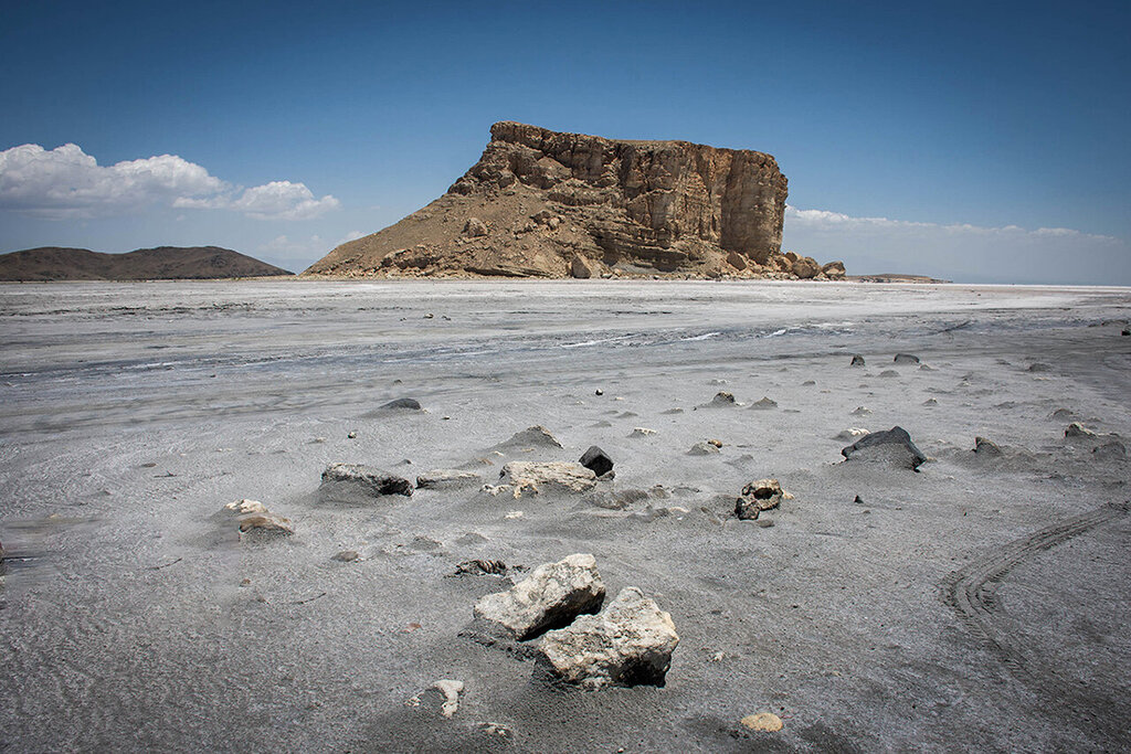 دریاچه ای که بعد از ۱۳ هزار سال خشکانده شد!